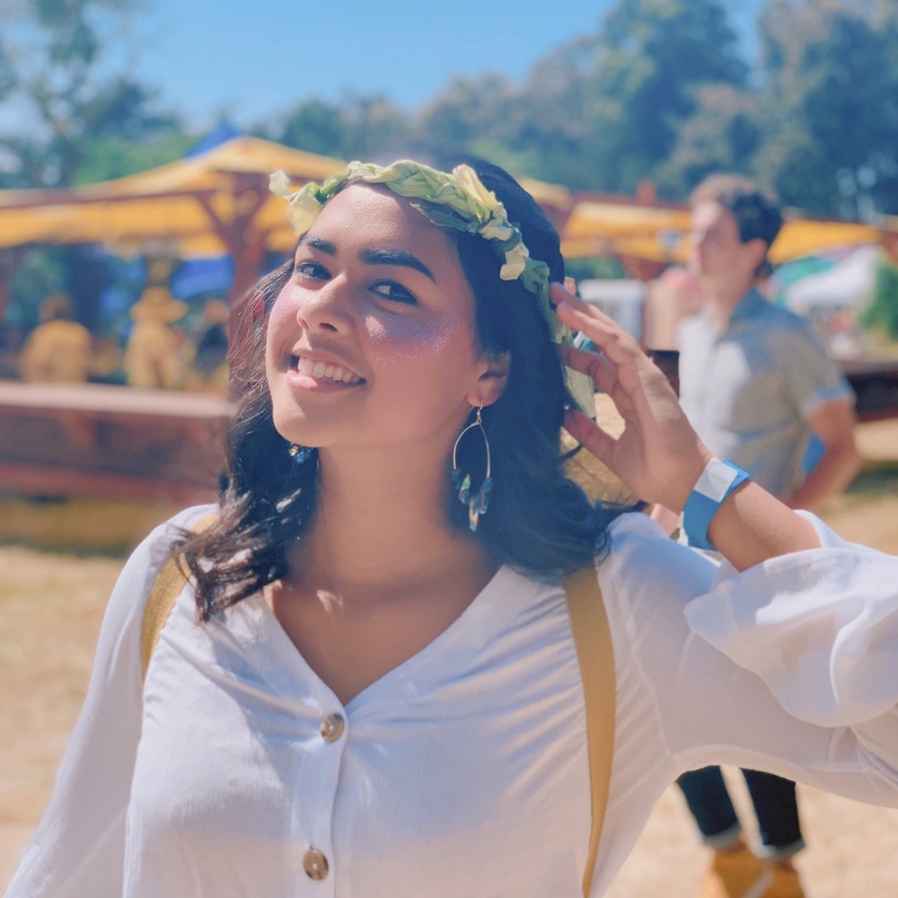Meet your Posher, Zelie